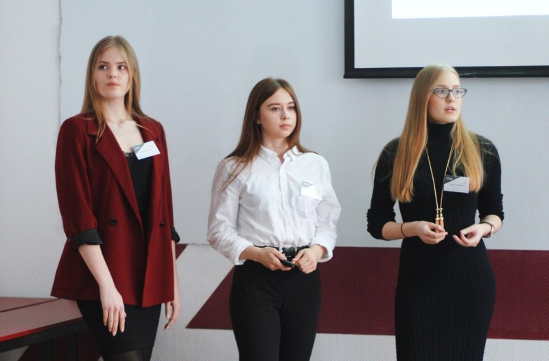 �������� ����� ����� ������������ ����-���������� Plekhanov Case Spring-2018